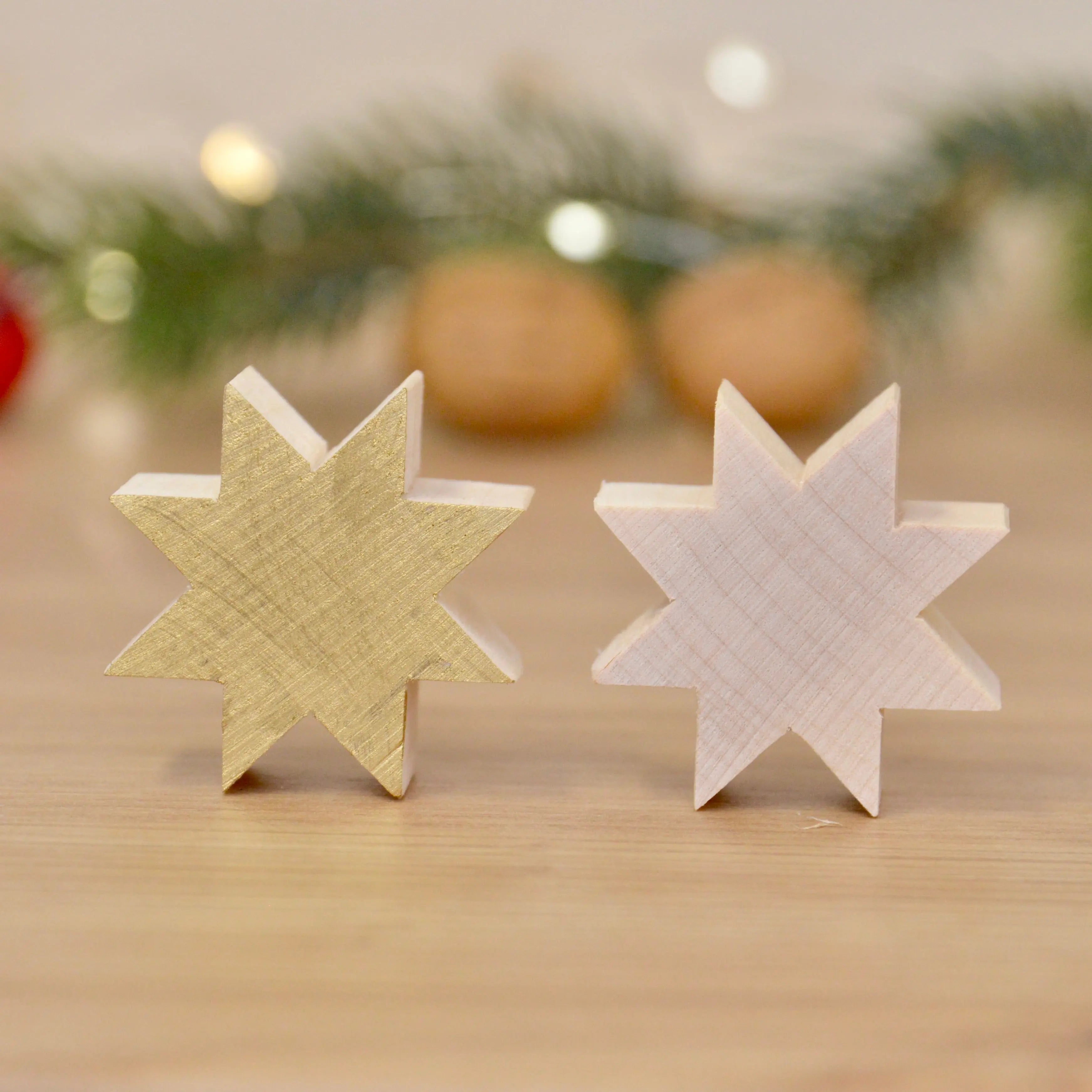 Adventskalender Holzleiste mit Stern | Wichtelmotive Kerzen fürs Leben