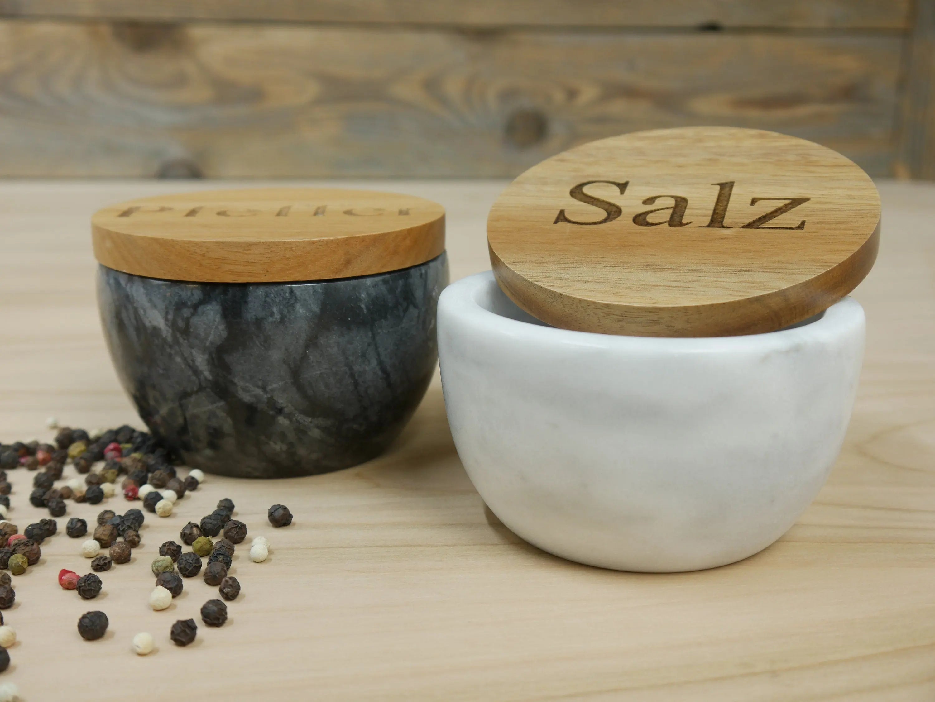 personalisierte Salzdose, Gewürzdose, Aufbewahrungdose für Gewürze, Kräuter, Salz, Schale aus Marmor,