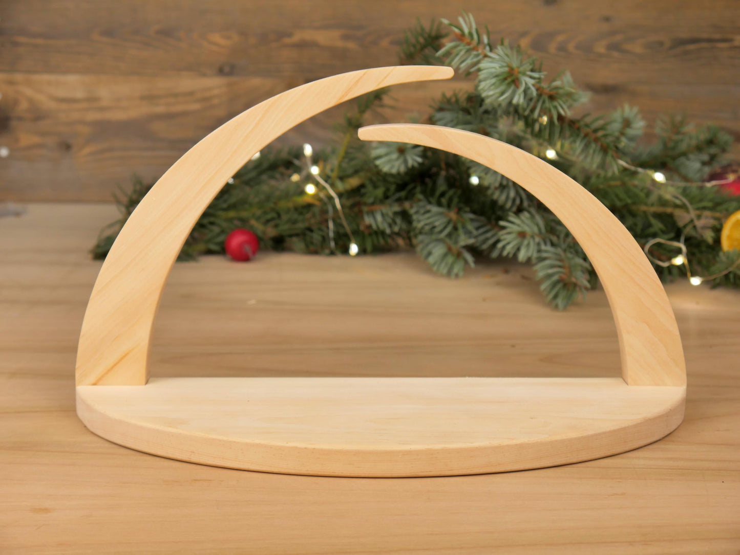moderne Weihnachtskrippe aus Holz | Krippe für Weihnachten | Ideal als Geschenk | mit Heiliger Familie