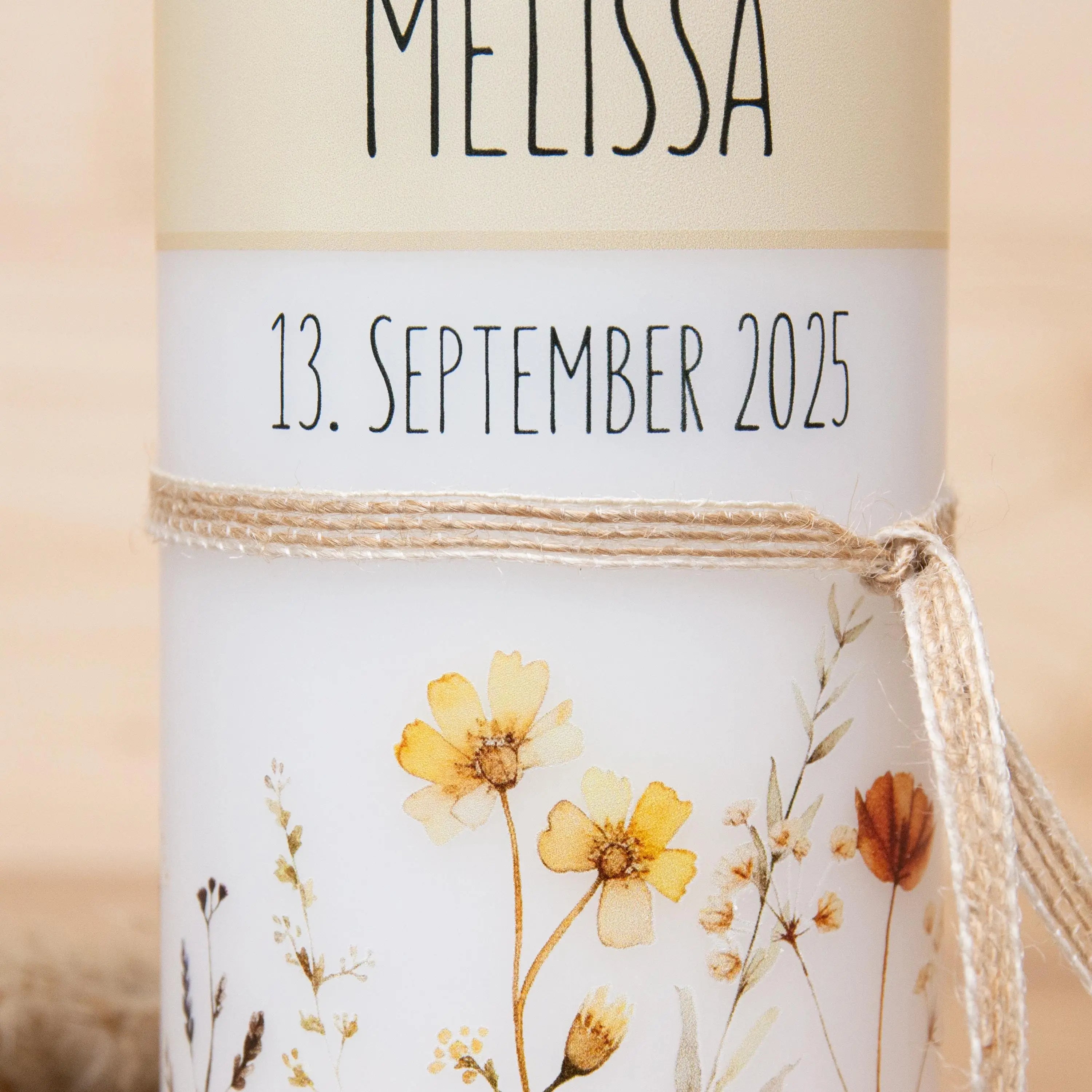 personalisierte Taufkerze Blumenwiese - Melissa - Wildblumen - Für die Taufe, Kerze zur Taufe, Taufkerze, Personalisierte Taufkerze - Band