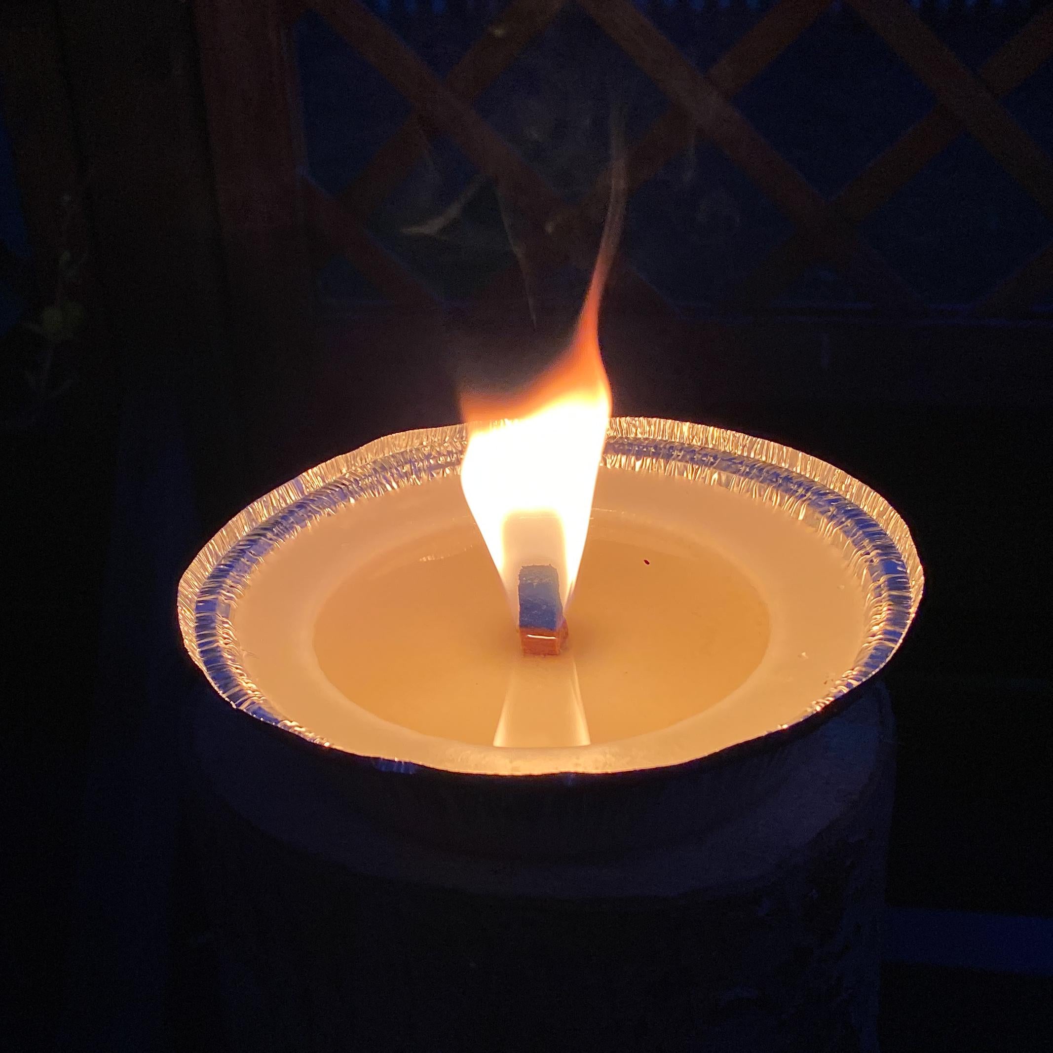 Nachhaltige Flammschale 16 cm aus Recycling-Wachs | Outdoor Kerze Garten Terrasse Balkon | Wiederverwendbar mit Dauerdocht | Upcycling Deko