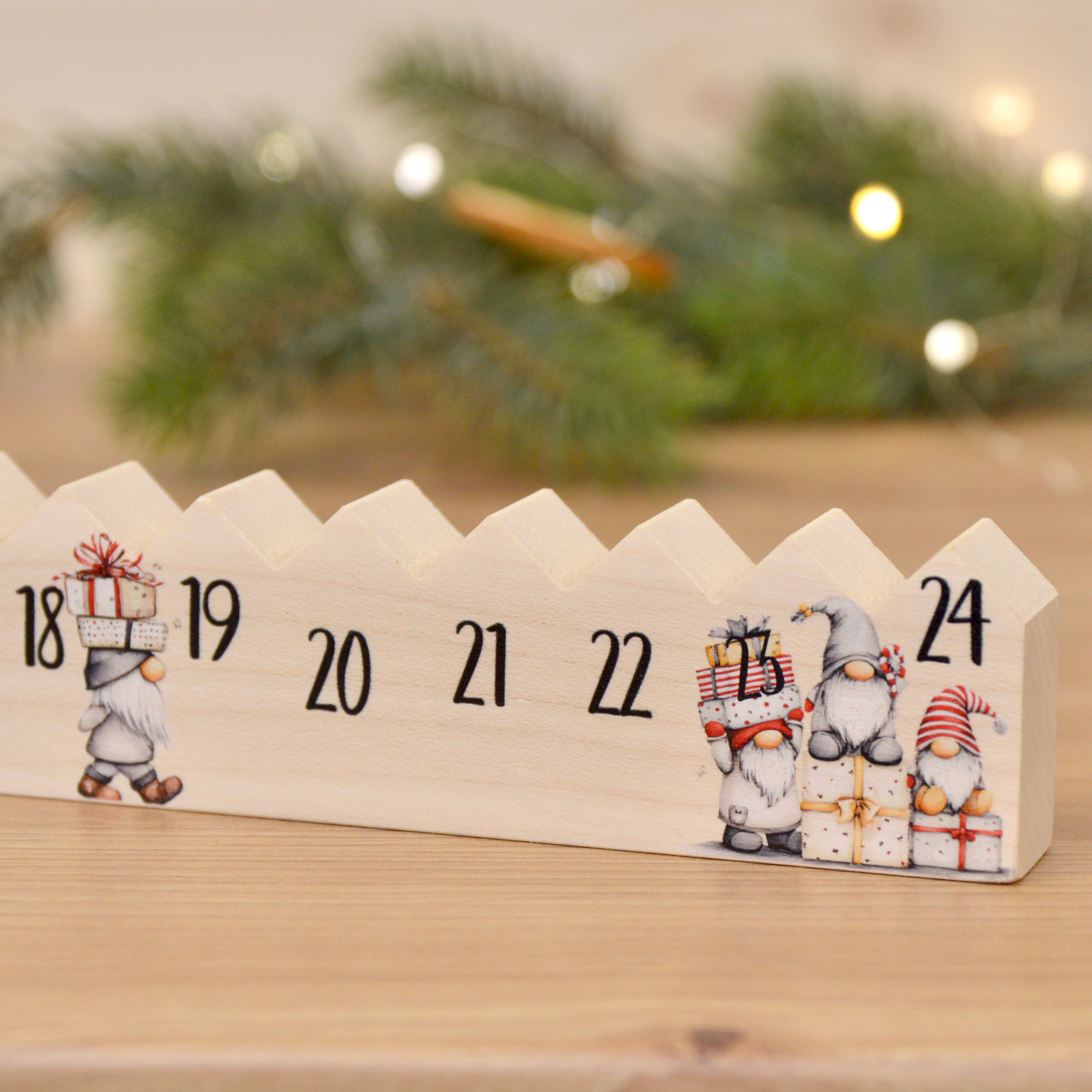 Adventskalender Holzleiste mit Stern | Wichtelmotive