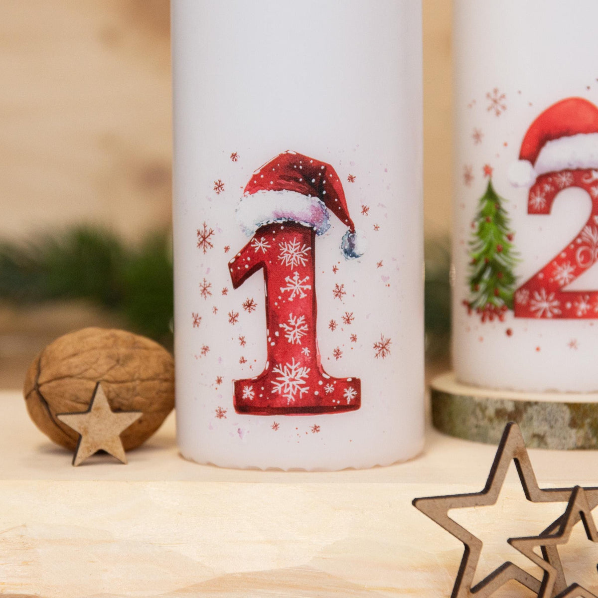 4 Adventskerzen mit Zahlen & Mützchen – Weihnachtskerzen Set für Adventskranz | Handgemacht | Weihnachtsdeko Deko | Geschenkidee