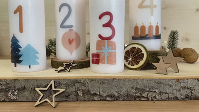 4 Adventskerzen mit modernen Weihnachtsmotiven – Schlichtes Kerzen Set für Adventskranz | Minimalistische Weihnachtsdeko | Handgemacht